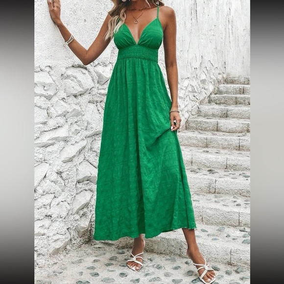 Boho crisscross backless cami dress - Picture 6 of 6